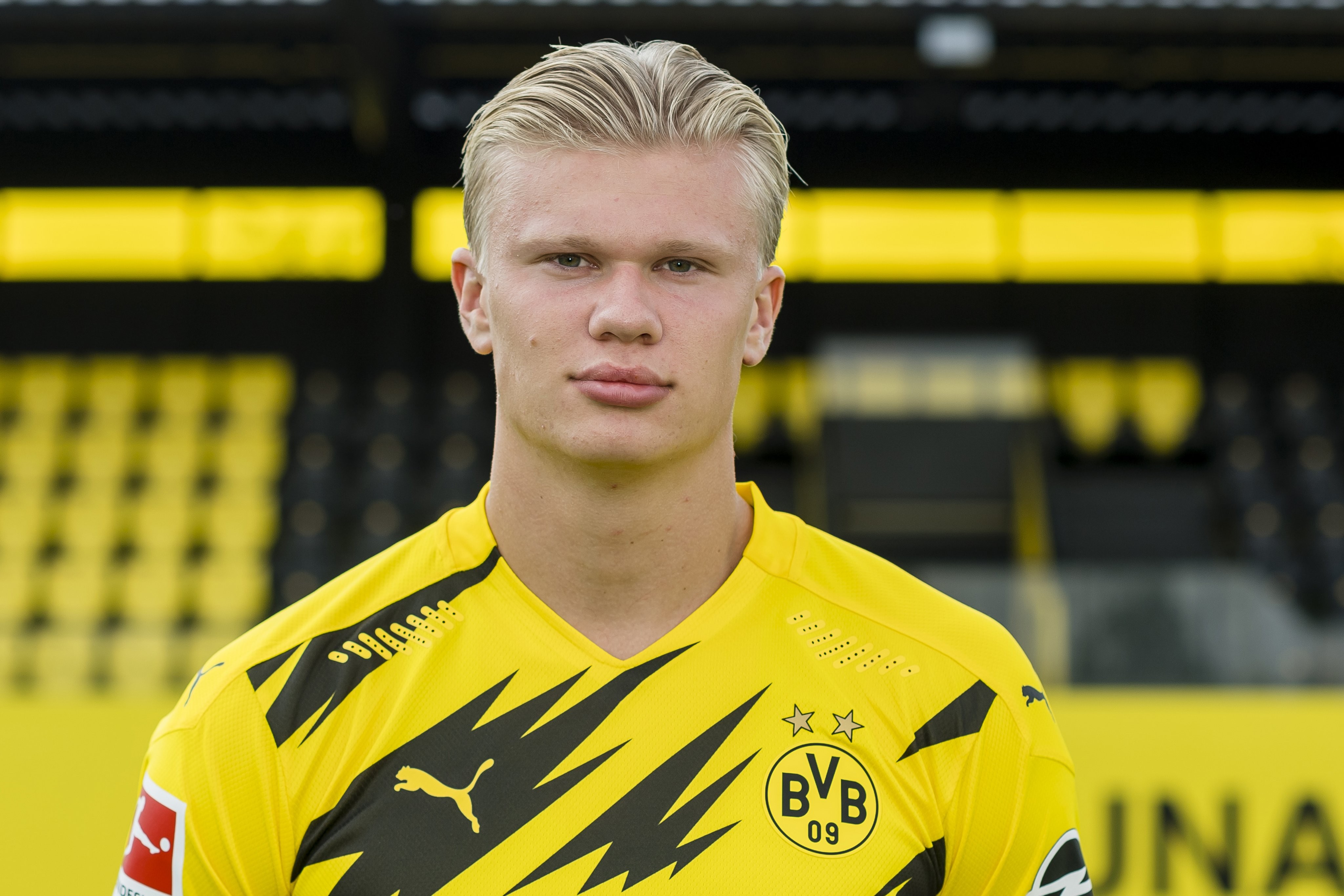 埃斯特旺经纪人：我们连续4年和巴萨谈转会，但对方财政困难