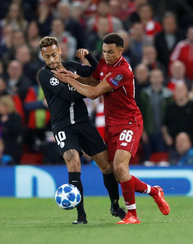 足球中超因天气原因两场比赛延期（受天气影响，中超两场比赛推迟进行）