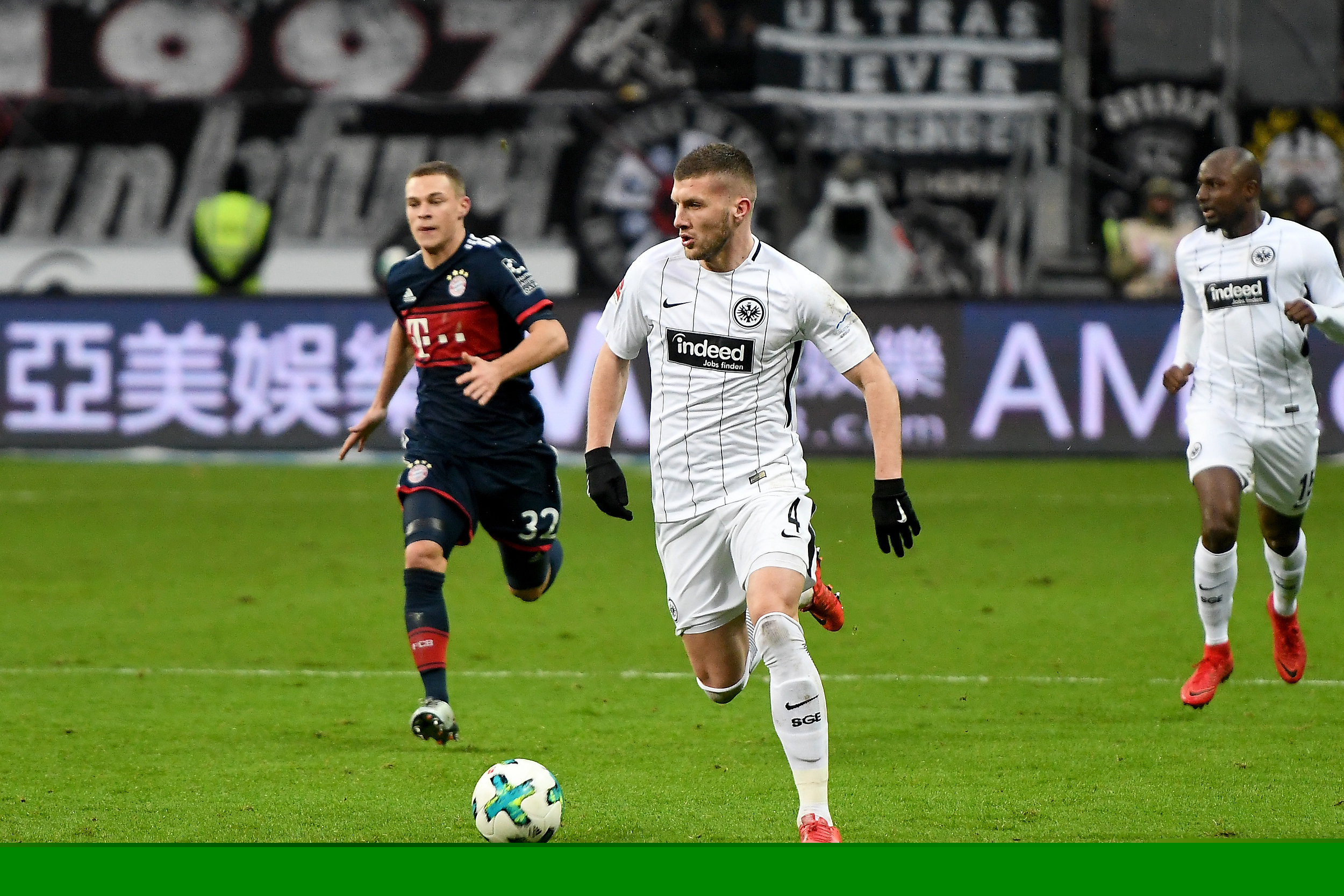 在线博彩股2025年估值修复