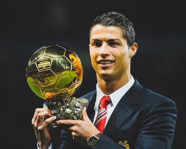 亚洲杯出线生死战，中国香港足总开出100万港币的赢球奖金