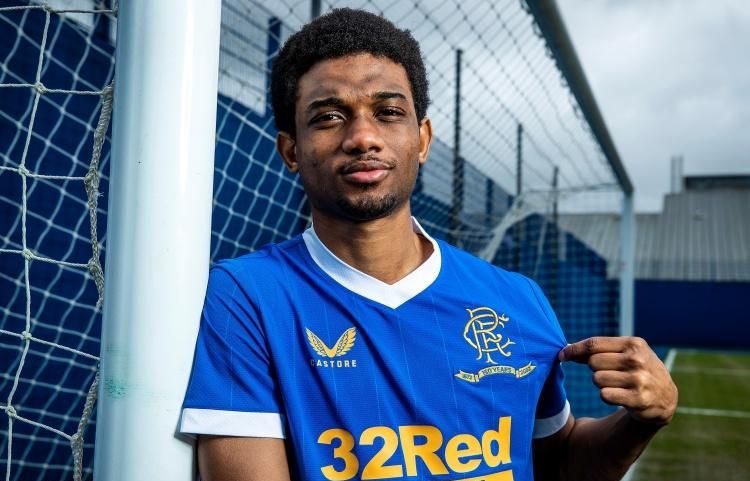 范佩西：温格是我的足球教父；弗格森的管理能力让人惊叹